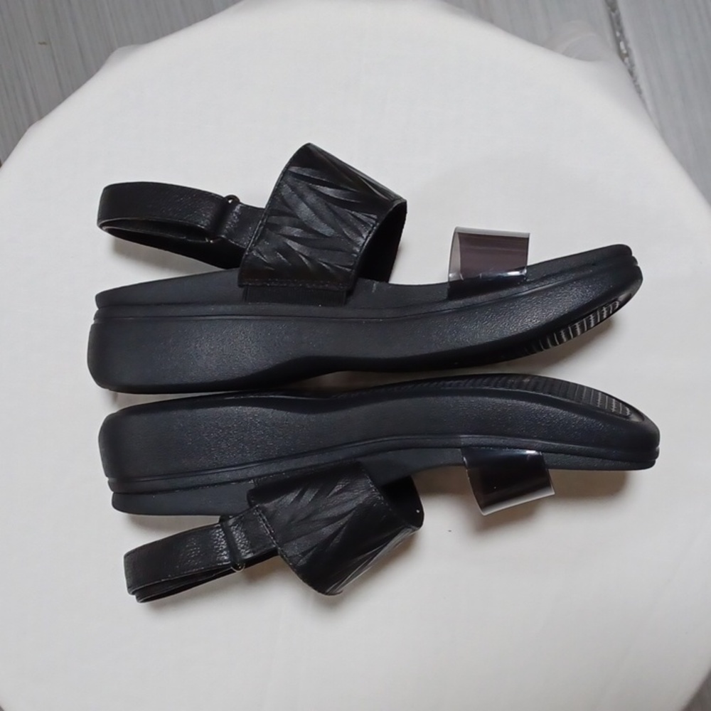 Vionic Karleen Platform Sandals - image 2